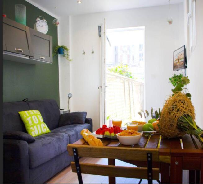 Le Refuge Avec Terrasse Et Jardin, En Plein Centre-ville, Gare 5 Minutes A Pieds Apartment